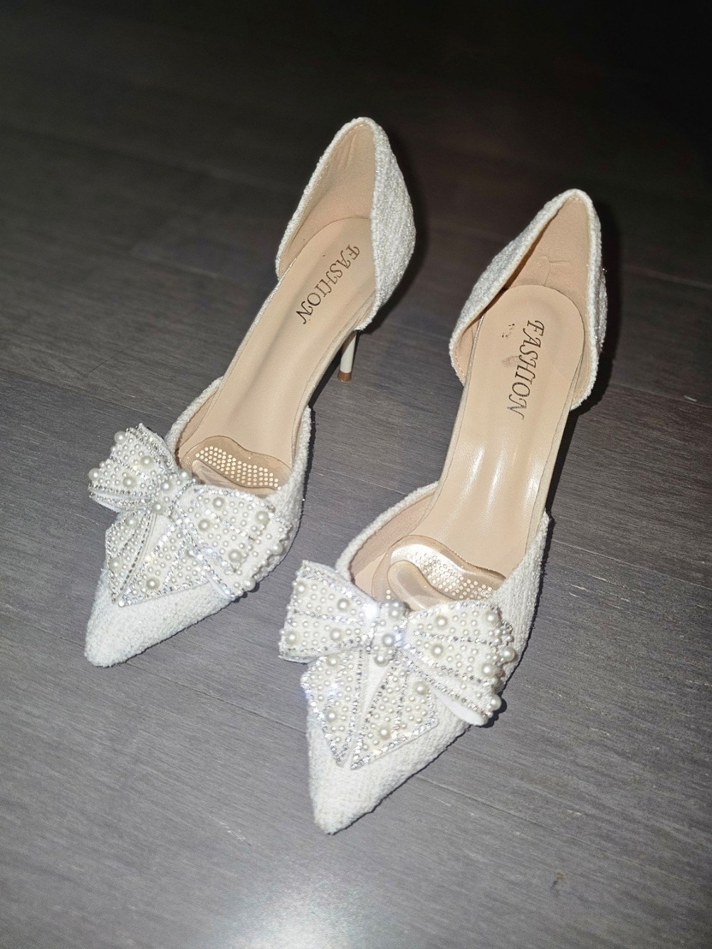 Fashion Ivory Pearl Bow Pointed-Toe Heels for Women